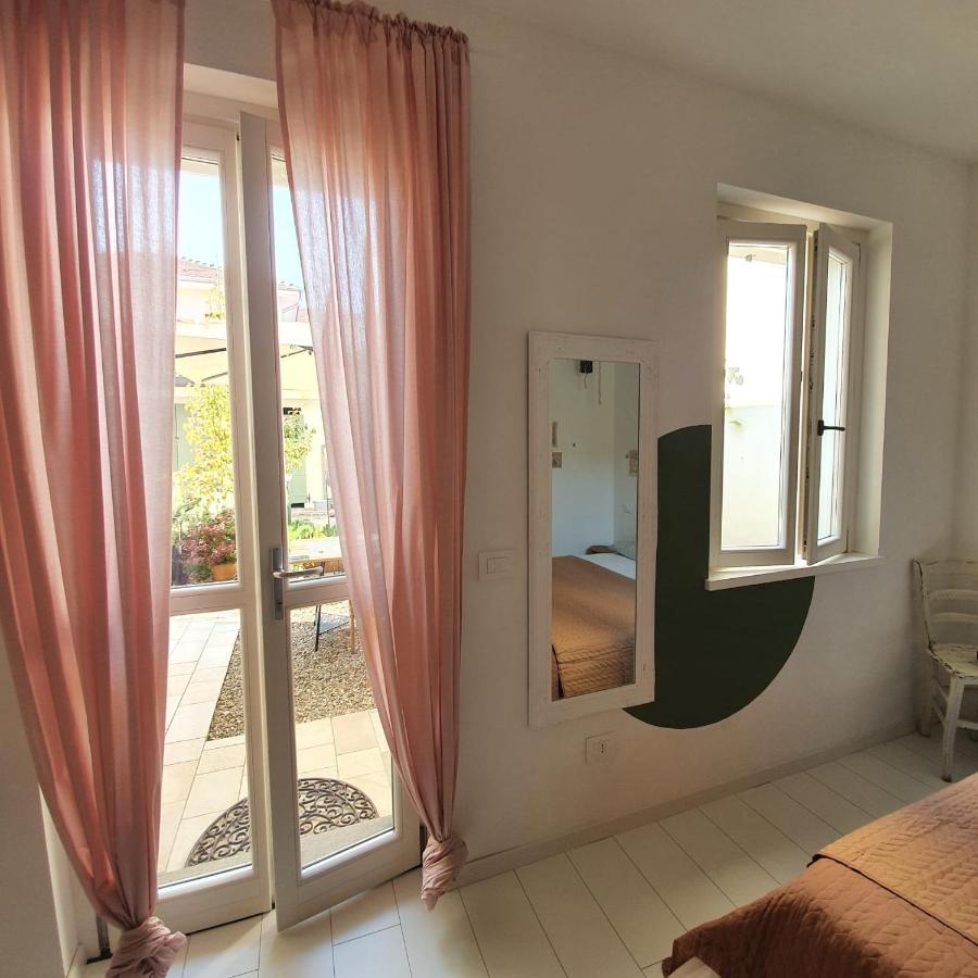 Malpensa - Independent Double Room & Bathroom Castano Primo Экстерьер фото